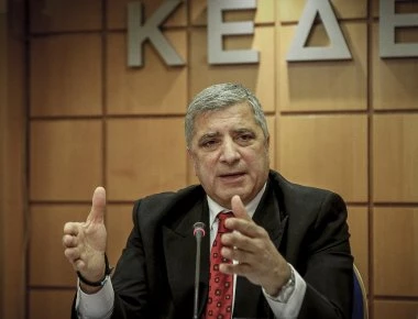 Γιώργος Πατούλης: Κοντά στους εφημερεύοντες γιατρούς του ΕΚΑΒ τις πρώτες ώρες του 2019 (βίντεο)